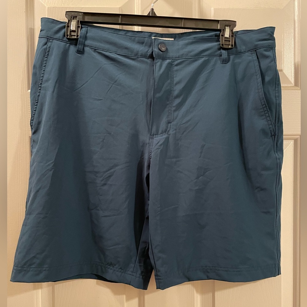 Columbia Men’s Shorts size 38